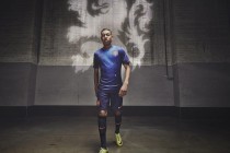 中国竞彩网_科尔直面库明加议题，团队保护为先，纷争中无人胜出