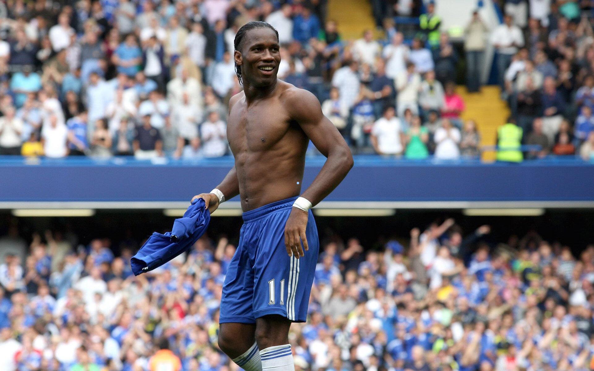 从绿茵场到解说席，奥古斯托的转型之路在巴西杯决赛中绽放新光彩